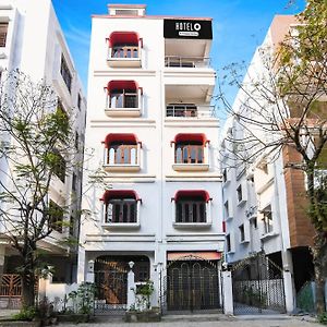 Super Hotel O Biswa Bangla Sarani